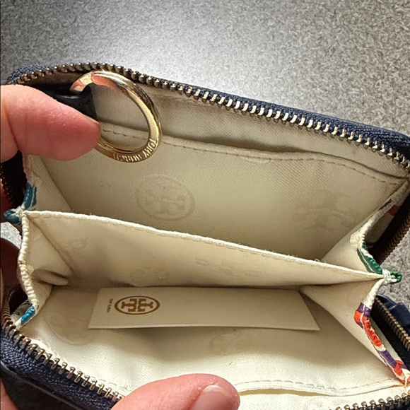 Colorful Patterned Wallet with Logo - Picture 5 of 5